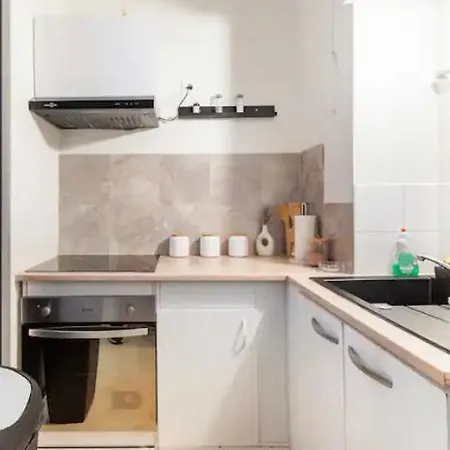 Paris à Quelques Pas Apartamento *